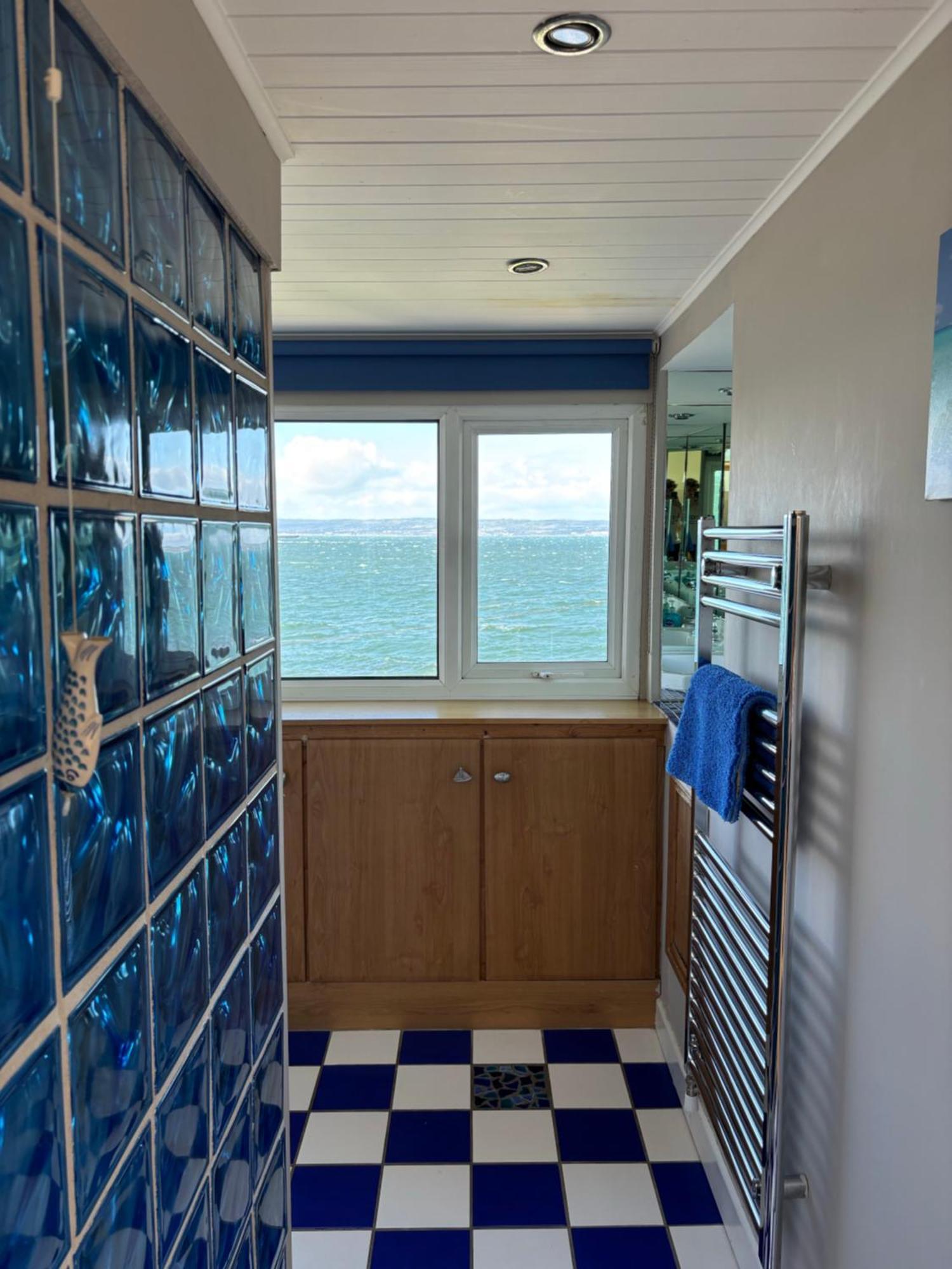 Splash Cottage Beach House With Sea Lapping Garden Bangor  Zewnętrze zdjęcie